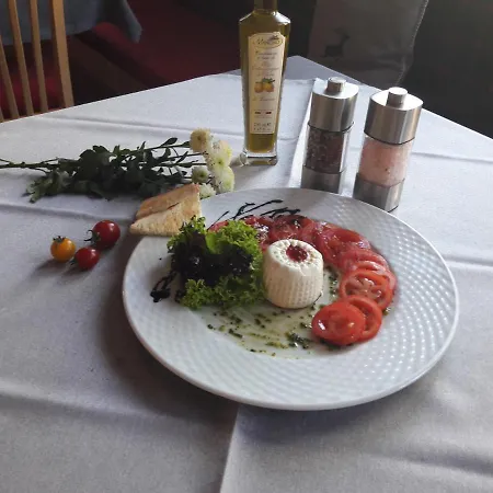 Forstauerwirt - Mit Herz Und Genuss 3*
